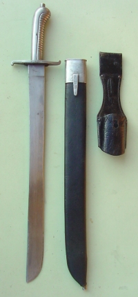 P. Kiesling, Bayonets of the world III, S.89  